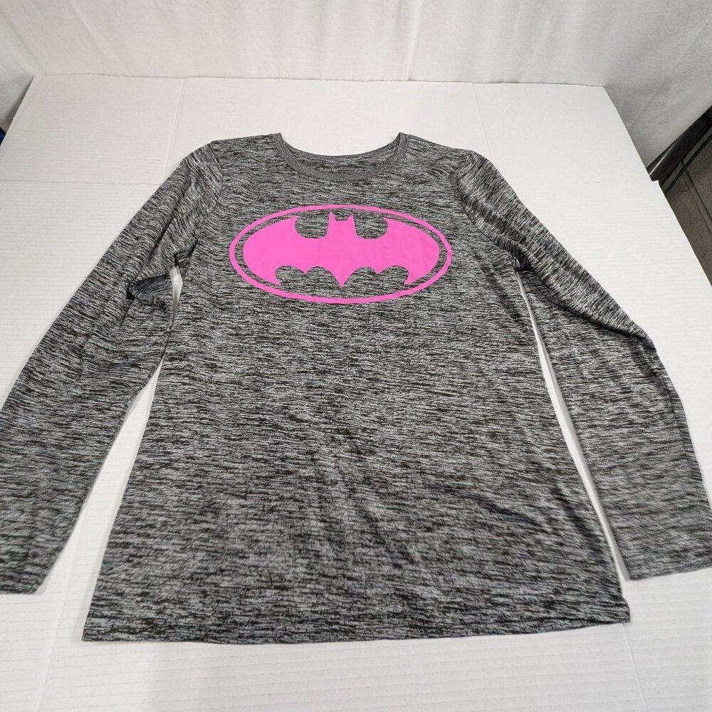 Batman Women's Long Sleeve Pink Batman Logo shirt Medium **